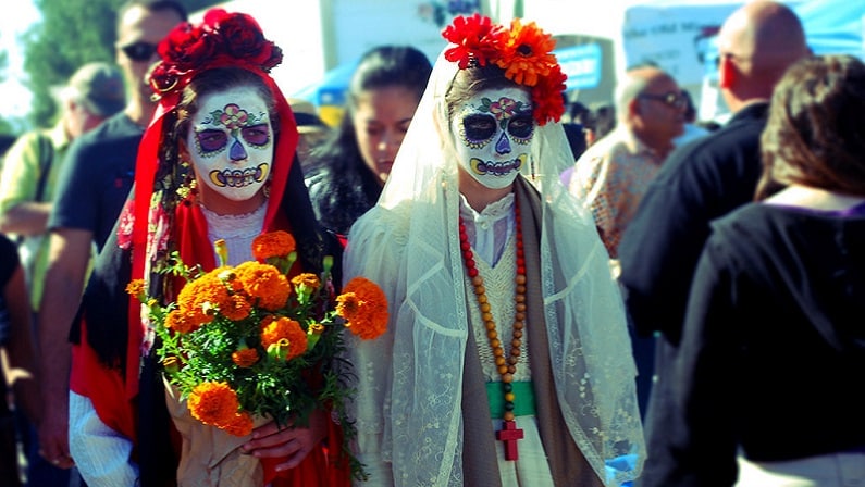 For Refresh or Sponsored Post – Where to Celebrate Dia de Los Muertos in San Antonio