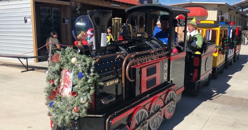 For Refresh or Sponsored Post – Take a Train Ride After Meeting Santa and Mrs. Claus at Traders Village