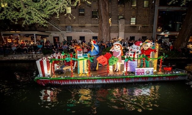 News to Cheer – Ford Holiday River Parade Will Return In 2021 & Celebrate 40 Years of Magic