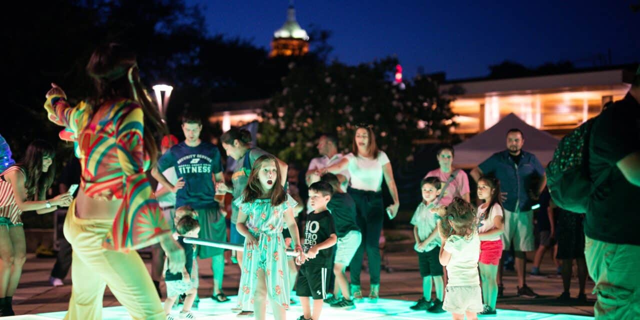 Things to Do in San Antonio this Week of July 10: Super Fun Saturday: Glow Dance Party, Valentina in San Antonio, & More!