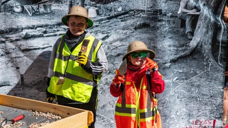Hispanic Heritage Month San Antonio - Archaeology Day at Casa Navarro