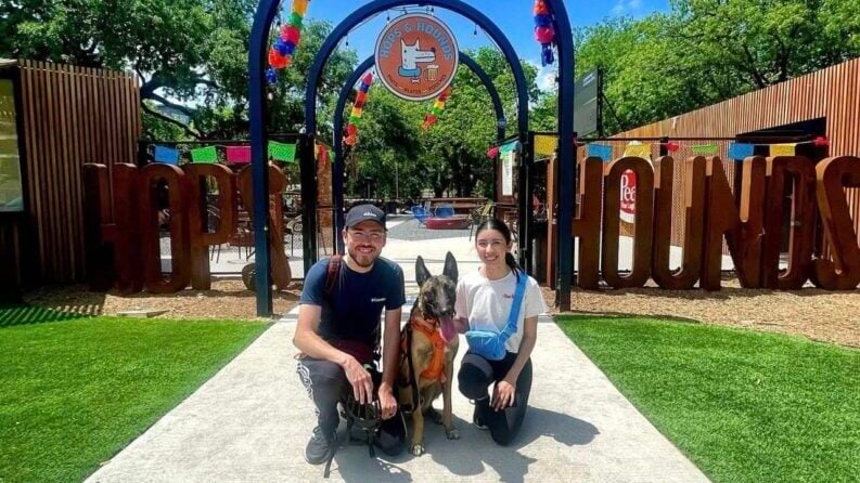 Dog friendly restaurants San Antonio - Hops & Hounds