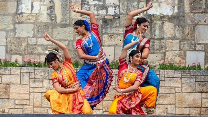 Free and Fun Events in San Antonio October 31 - November 2 15 Free and fun events San Antonio October 31 - November 2 - DiwaliSA Festival of Lights