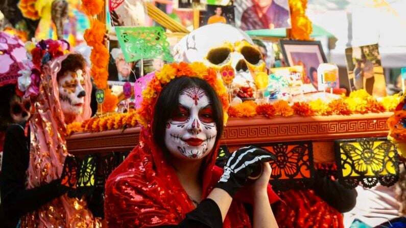 Dia de Los Muertos San Antonio: Parades, Altars, Events 14 Dia de los Muertos San Antonio - Día de los Muertos