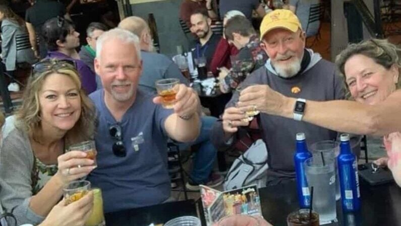 New Year’s Day in San Antonio 2026 – Brunch, Events, Parks & What’s Open 14 New Year's Day in San Antonio - Mad Dogs British Pub