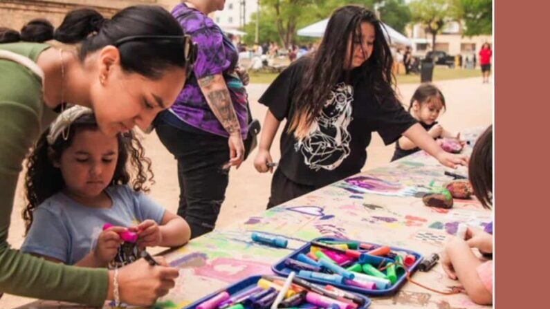 San Antonio picks Dec 8 to 11 2025 - Kids' Studio: Pinch, Press, Decorate!