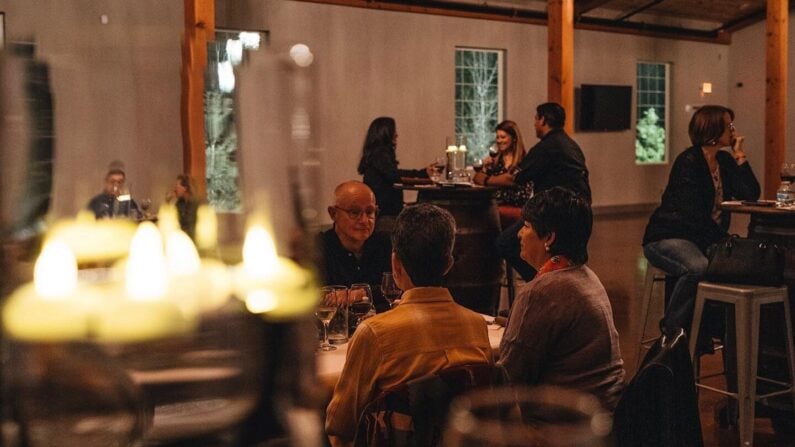 Date Night Ideas Converse - Papa Dante’s Italian Restaurant