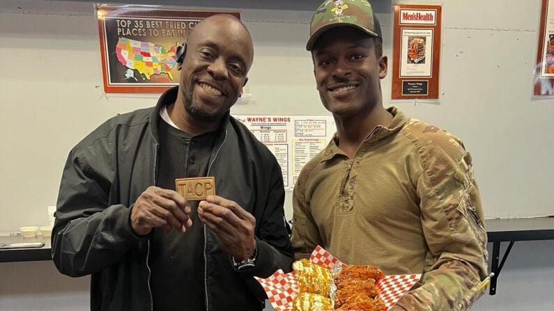 Best Wings in San Antonio - Wayne’s Wings