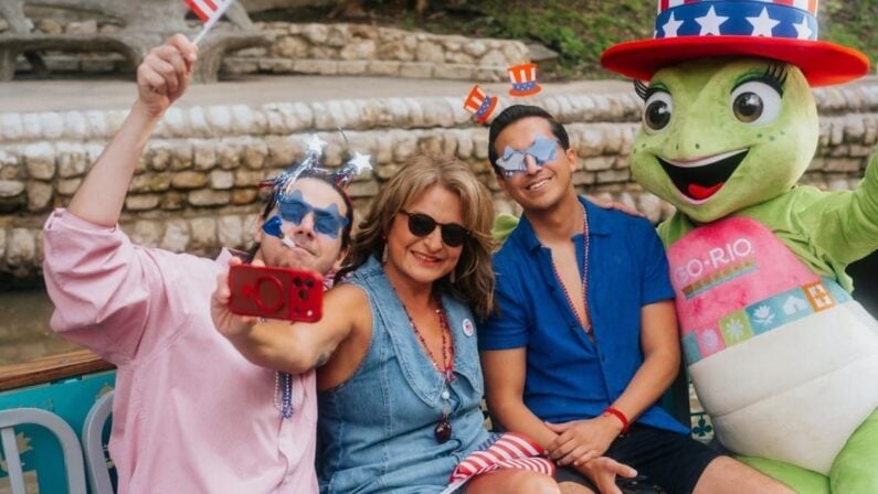 Your Ultimate Guide to July 2026 Events in San Antonio for Adults 14 July 2026 events in San Antonio for adults - All-American Picnic Cruise