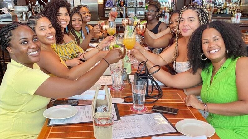 San Antonio Highlights: June 8 to June 11 – Food, Music, Arts & More 12 San Antonio picks June 8 to 11 2026 - San Antonio Food Bank Restaurant Weeks