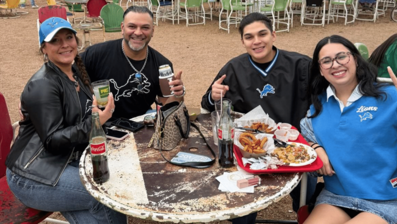 10 Best Wings in San Antonio: Top-Rated Spots for 2026 12 Wings San Antonio - The Friendly Spot Ice House