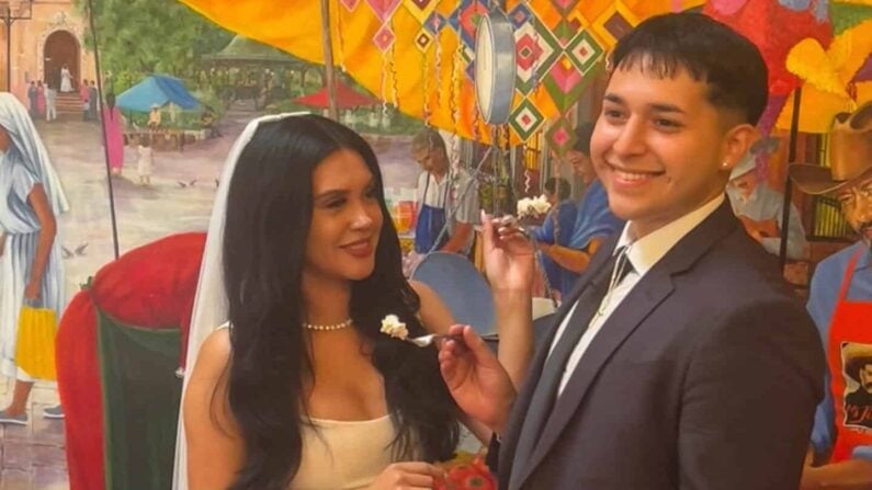 10 Best San Antonio Dessert Spots: Unique & Sweet Treats 9 San Antonio Dessert - Mi Tierra Café & Bakery