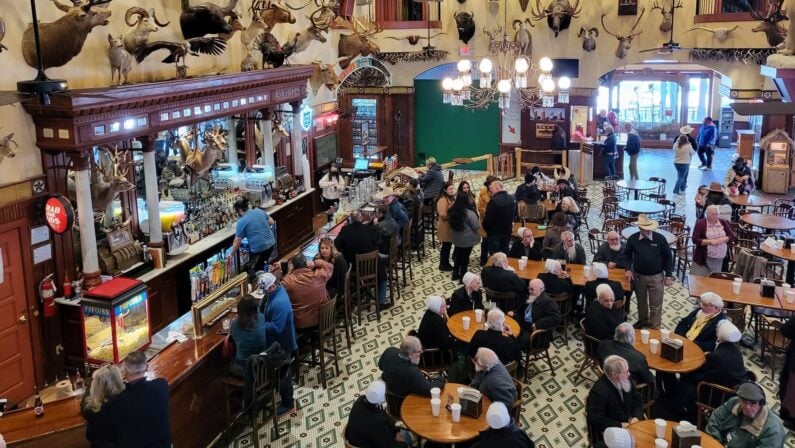 Historic Bars in San Antonio - The Buckhorn Saloon & Museum