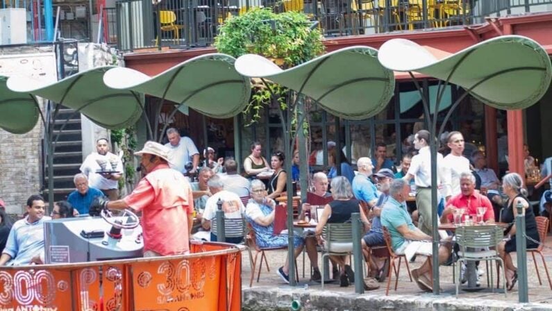 Romantic River Walk Dining - Boudro's Texas Bistro