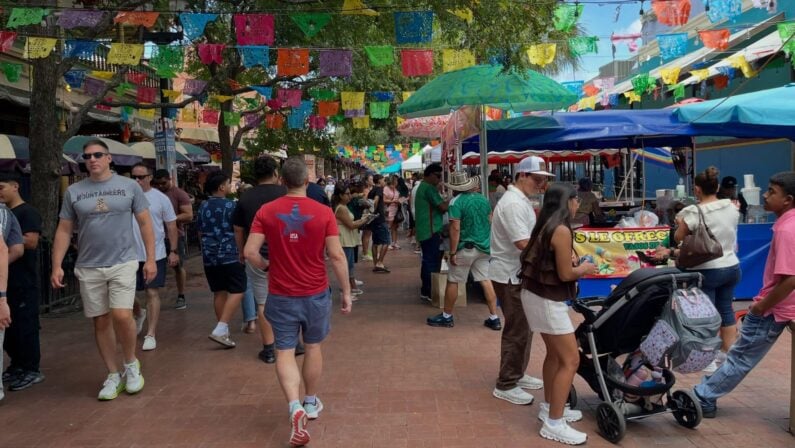 10 Best Indoor Cool Dining Hubs & Food Halls San Antonio 10 Food Halls San Antonio - Historic Market Square (El Mercado)