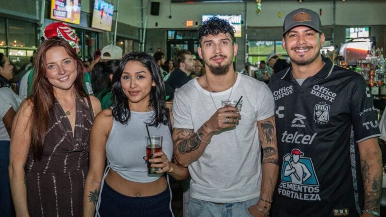 Southtown San Antonio Happy Hour - McIntyre's Southtown