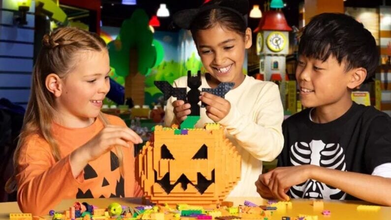 San Antonio Highlights: September 28 to October 1 – Food, Music, Arts & More 11 San Antonio picks September 28 to October 1 2026 - LEGO® Brick or Treat