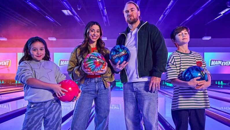 Best Bowling & Gaming Lounges in San Antonio 12 Best Bowling & Gaming Lounges in San Antonio - Main Event