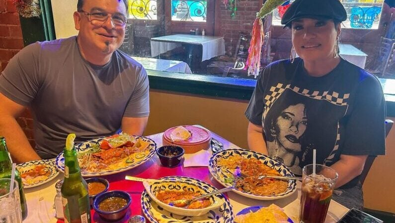 Best Historic Market Square Events & Artisan Shopping in San Antonio 10 Market square San Antonio - Mi Tierra Café y Panadería