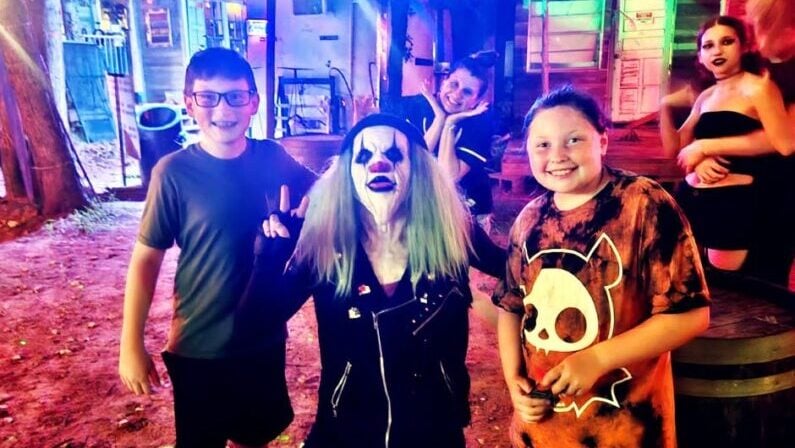 Scariest Woods & Haunted Trails San Antonio 12 Haunted trails San Antonio - Scream Hollow Wicked Halloween Park