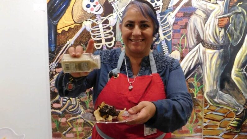 San Antonio Highlights: October 12 to October 15 – Food, Music, Arts & More 10 San Antonio picks October 12 to 15 2026 - 17th Annual Mole FEAST!